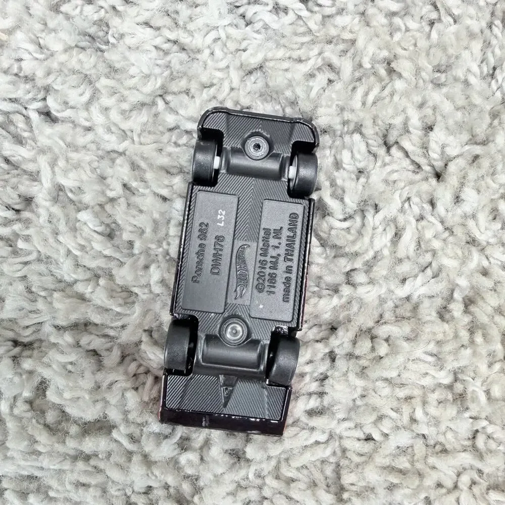 Hot Wheels loose Premium Car Culture Porsche 962 Advan Circuit Legends Toys